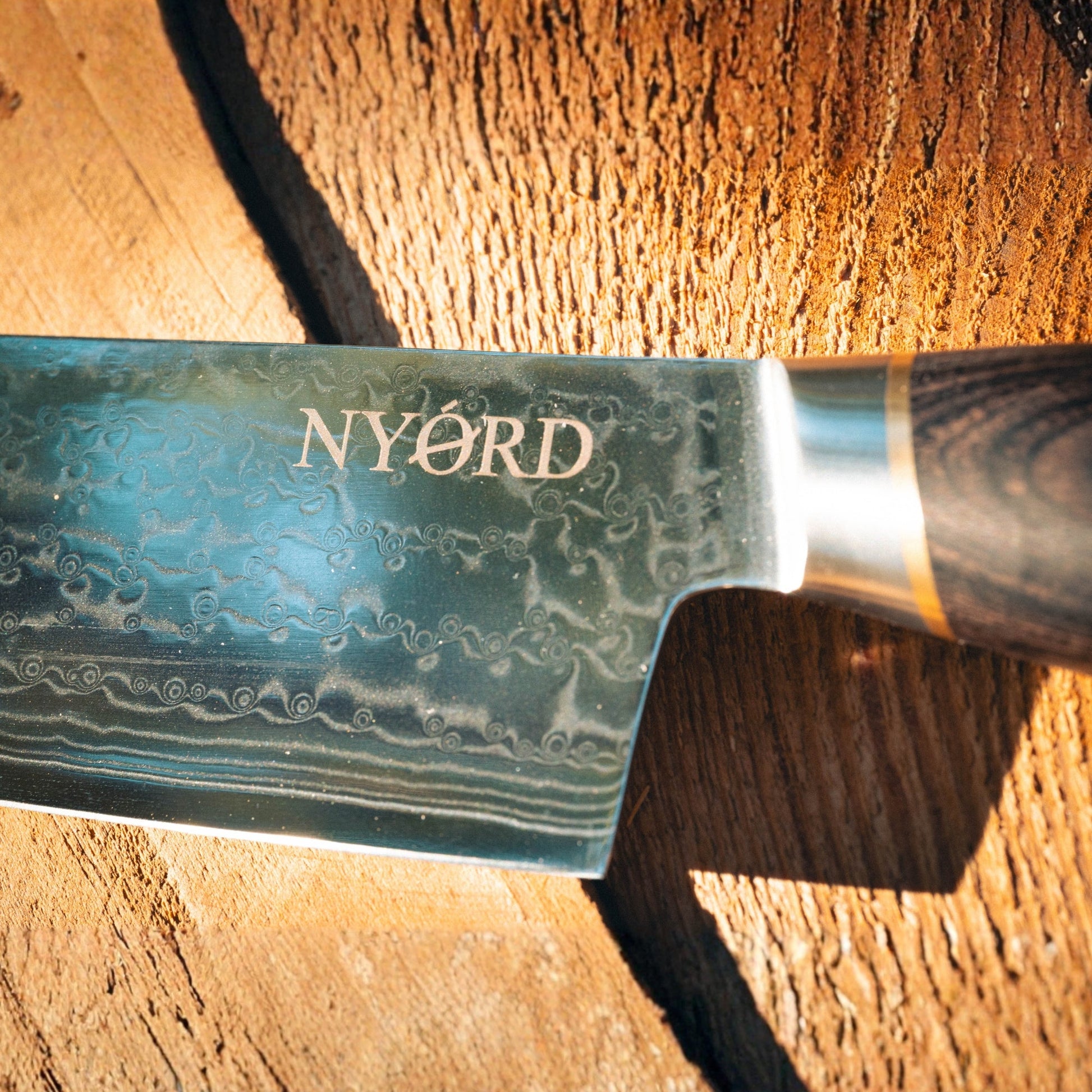 Damastmusser auf dem Damast Chefmesser