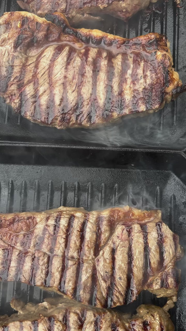 Gusseisen Pfanne von NYORD Steak gebraten 