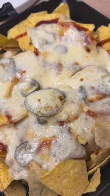 Gusseisen Pfanne von NYORD Steak Zubereitung und Nachos 